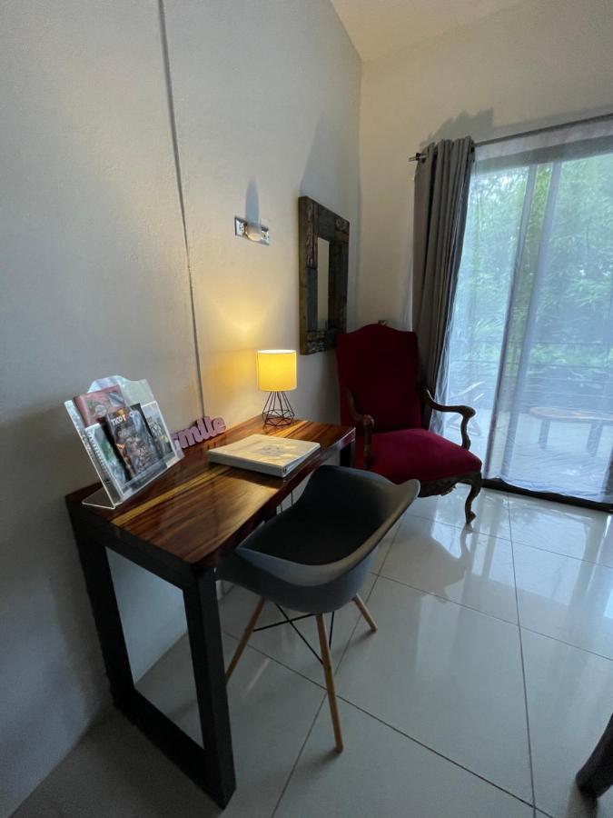 Готель Tamarindo Sunshine Екстер'єр фото